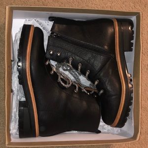 Indigo Rd.® Izma2 boots